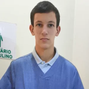 Gabriel Pompeo Piveta Fialho Tim, que passou em Medicina na UNIFAEMA