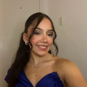 Geovanna Andrade, que passou em Biomedicina na UFF