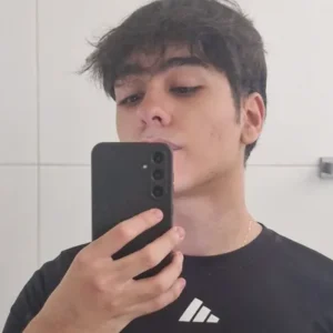 João A., que passou em Engenharia Aeronáutica na UFU