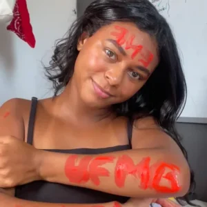 Laísa S., que passou em Nutrição na UFMG