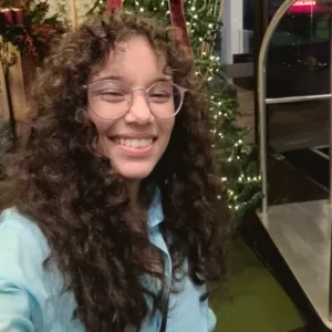 Luísa Xavier Elesbon, que passou em Medicina na UFES