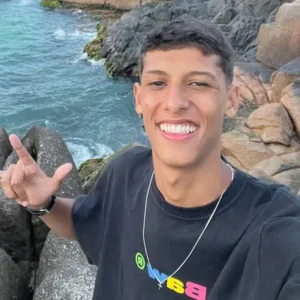 Nicolas O., que passou em Sistemas de Informação na UFF